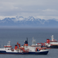 The Polarstern arrives in Svalbard