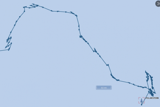 Path of the Polarstern through the ice showing a number of back-and-forth ramming. (Source: MarineTraffic.com)