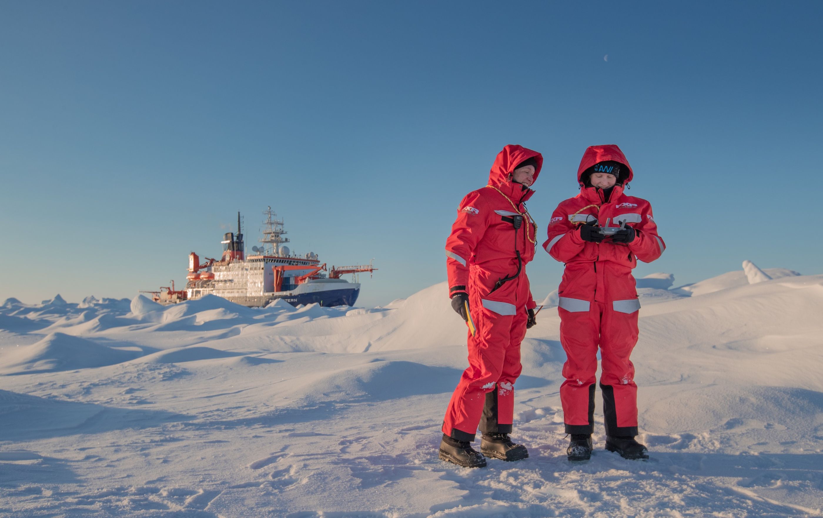 MOSAiC scientists in the field