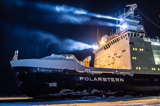 ship in ice