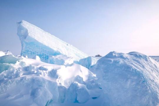A view of the Polarstern from the floe’s edge. Photo: Michael Gutsche/Alfred Wegener Institute